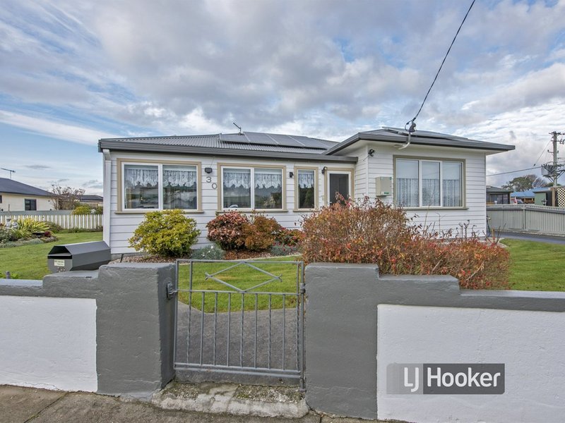 Photo - 30 Inglis Street, Wynyard TAS 7325 - Image 12