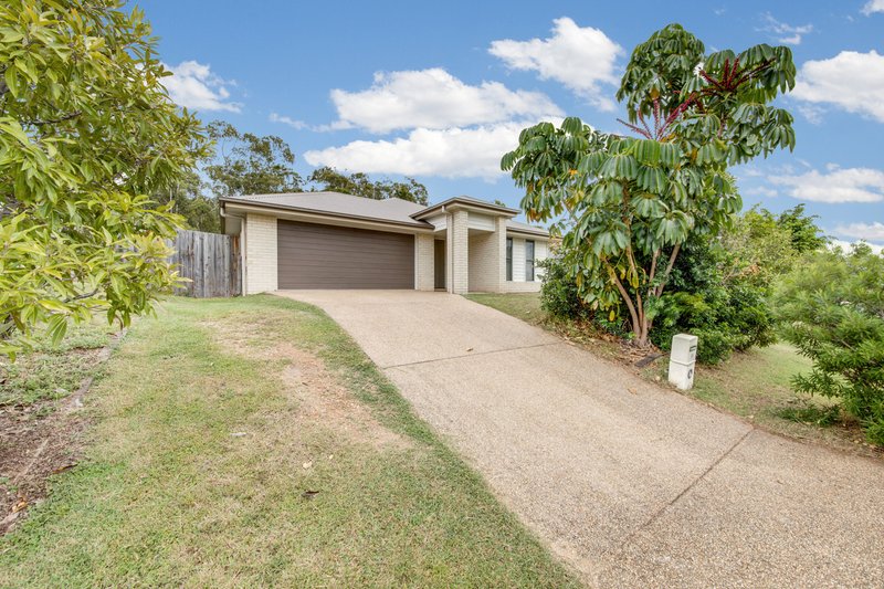 Photo - 30 Iris Road, Kirkwood QLD 4680 - Image 2