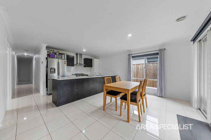 Photo - 30 Isabel Street, Pakenham VIC 3810 - Image 6