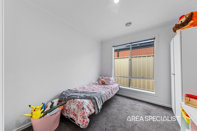 Photo - 30 Isabel Street, Pakenham VIC 3810 - Image 11