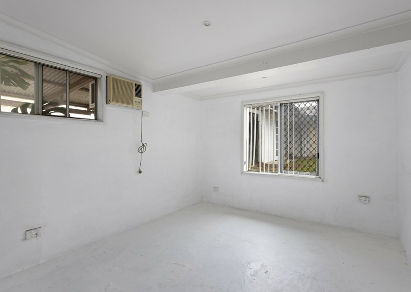 Photo - 30 Isabella Street, Wingham NSW 2429 - Image 8