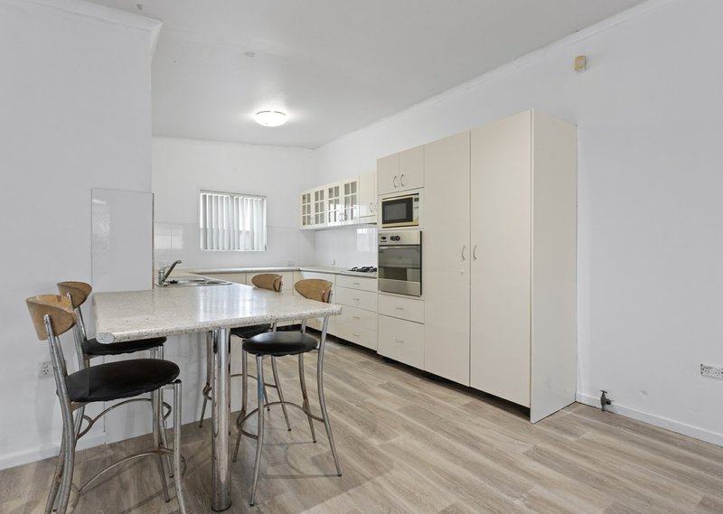 Photo - 30 Isabella Street, Wingham NSW 2429 - Image 10