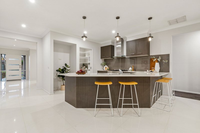 Photo - 30 Island Circuit, Lyndhurst VIC 3975 - Image 7