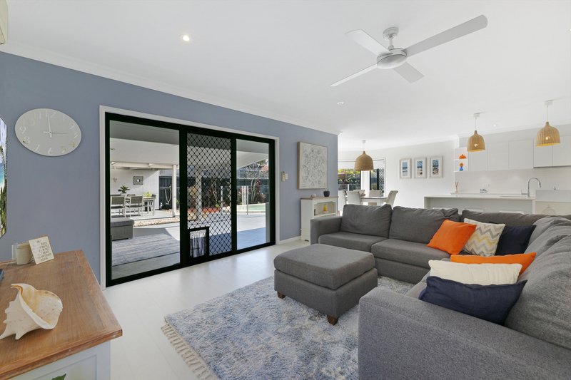 Photo - 30 Islander Court, Burleigh Waters QLD 4220 - Image 7