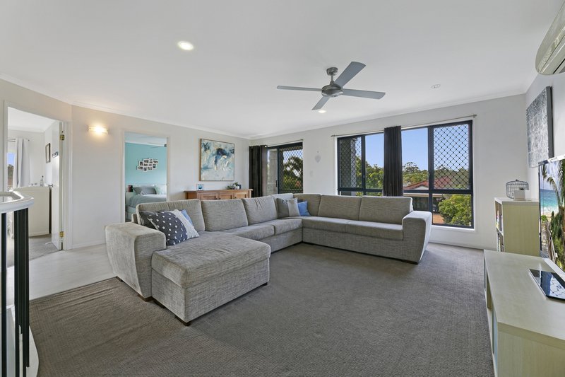 Photo - 30 Islander Court, Burleigh Waters QLD 4220 - Image 18