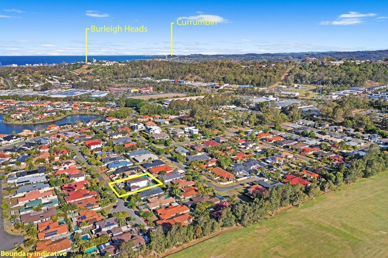 Photo - 30 Islander Court, Burleigh Waters QLD 4220 - Image 25