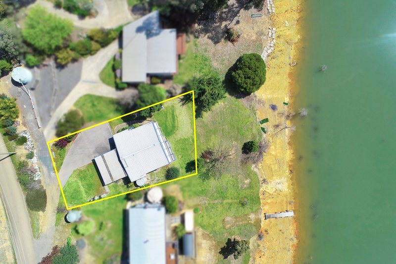 Photo - 30 James Street, Bonnie Doon VIC 3720 - Image 3