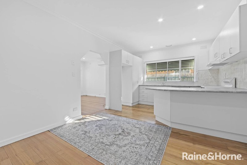 Photo - 30 James Street, St Albans VIC 3021 - Image 3