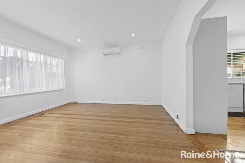 Photo - 30 James Street, St Albans VIC 3021 - Image 4
