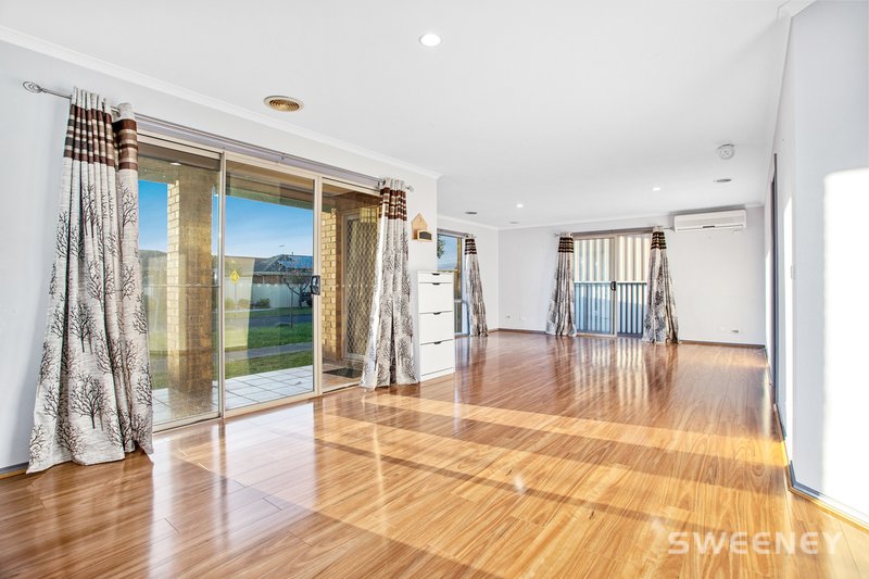 Photo - 30 Jared Road, Altona Meadows VIC 3028 - Image 3