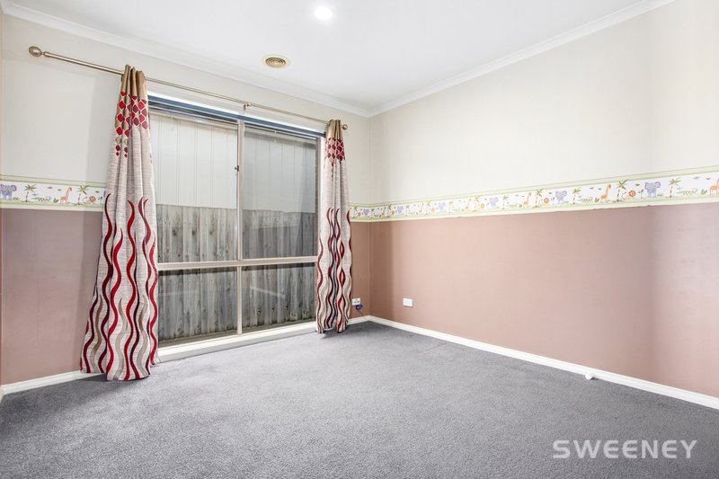 Photo - 30 Jared Road, Altona Meadows VIC 3028 - Image 10