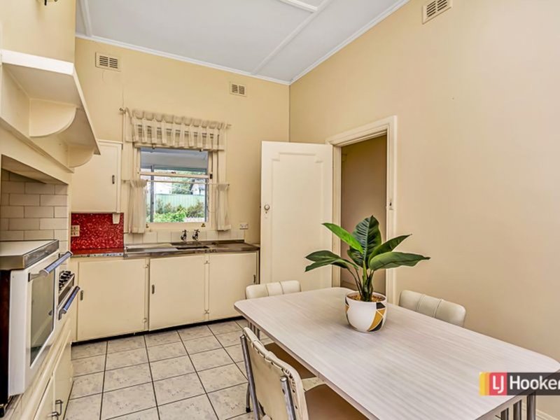 Photo - 30 Jarvis Street, Erindale SA 5066 - Image 5