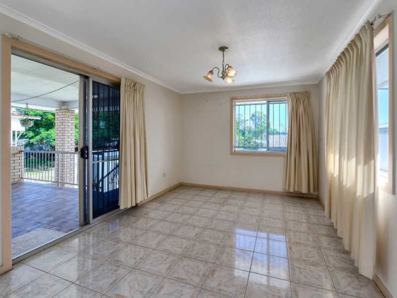 Photo - 30 Jean Street, Grange QLD 4051 - Image 9