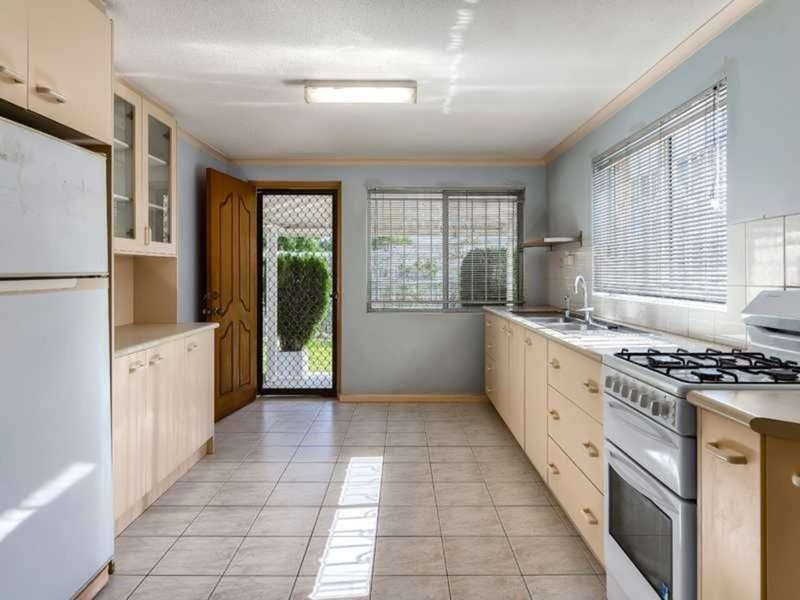 Photo - 30 Jean Street, Grange QLD 4051 - Image 11