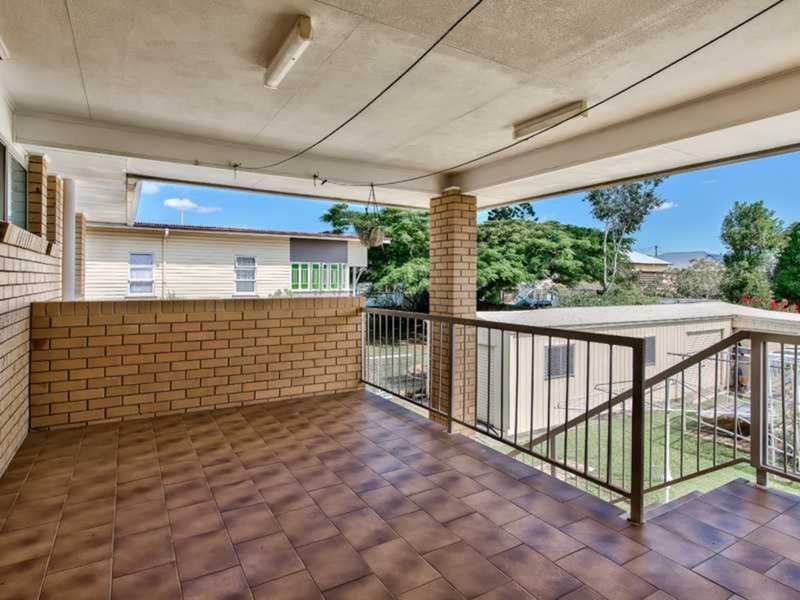 Photo - 30 Jean Street, Grange QLD 4051 - Image 13