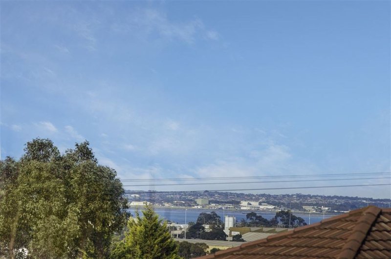 Photo - 30 Jedda Street, Bell Post Hill VIC 3215 - Image 10