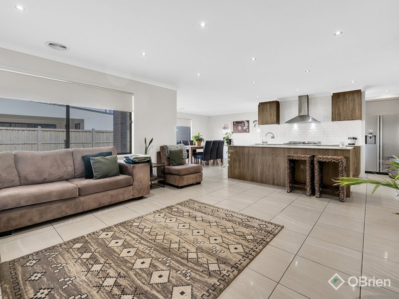 Photo - 30 Jetty Road, Werribee South VIC 3030 - Image 3