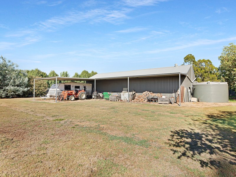 Photo - 30 Johnson Street, Oxley VIC 3678 - Image 17