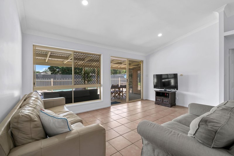 Photo - 30 Jumbuck Street, Deception Bay QLD 4508 - Image 5