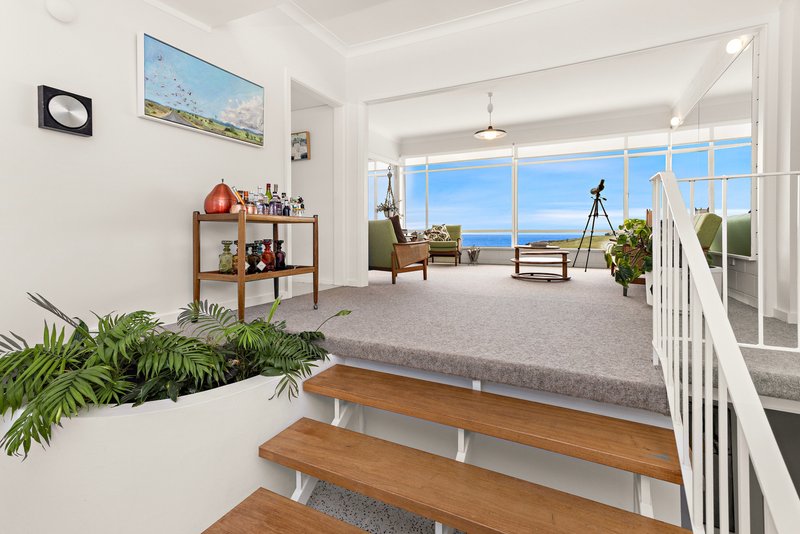 Photo - 30 Kaleula Crescent, Kiama NSW 2533 - Image 3
