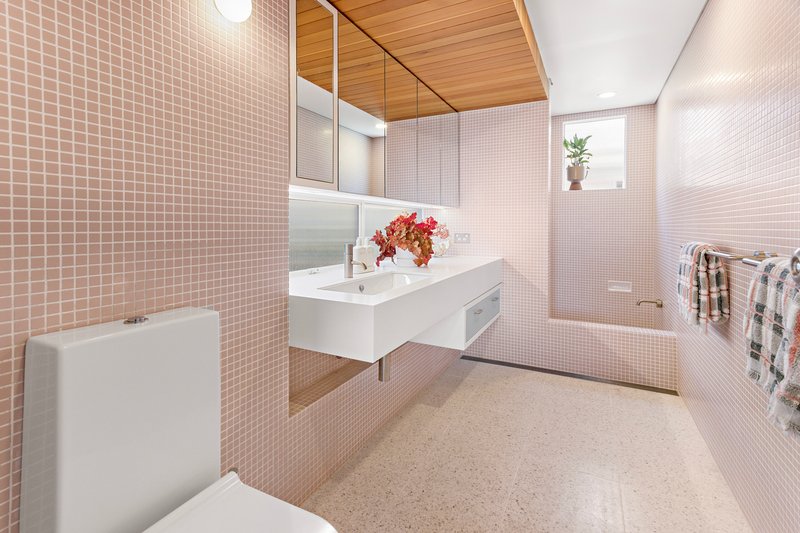 Photo - 30 Kaleula Crescent, Kiama NSW 2533 - Image 7