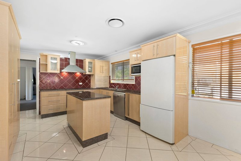 Photo - 30 Kaloma Road, The Gap QLD 4061 - Image 3