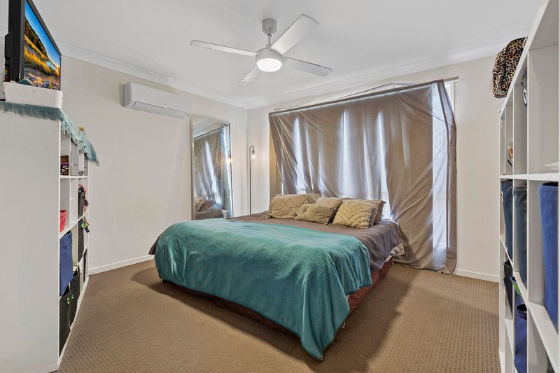 Photo - 30 Kanimbla Street, Holmview QLD 4207 - Image 6