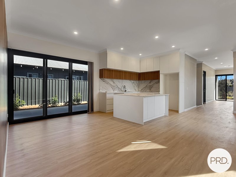 Photo - 30 Karinha Way, Baynton WA 6714 - Image 4