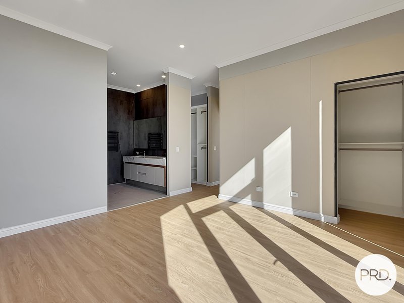 Photo - 30 Karinha Way, Baynton WA 6714 - Image 6