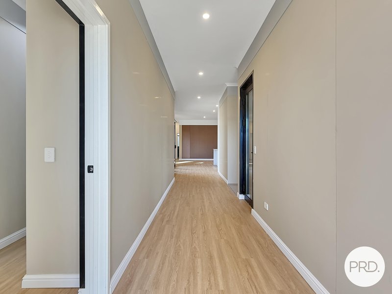 Photo - 30 Karinha Way, Baynton WA 6714 - Image 12