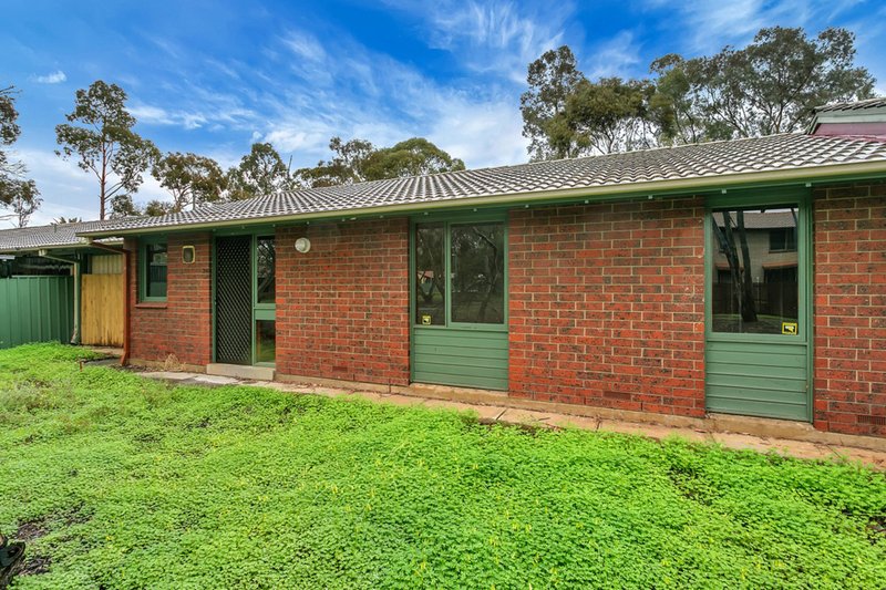 30 Kennion Crescent, Para Hills West SA 5096