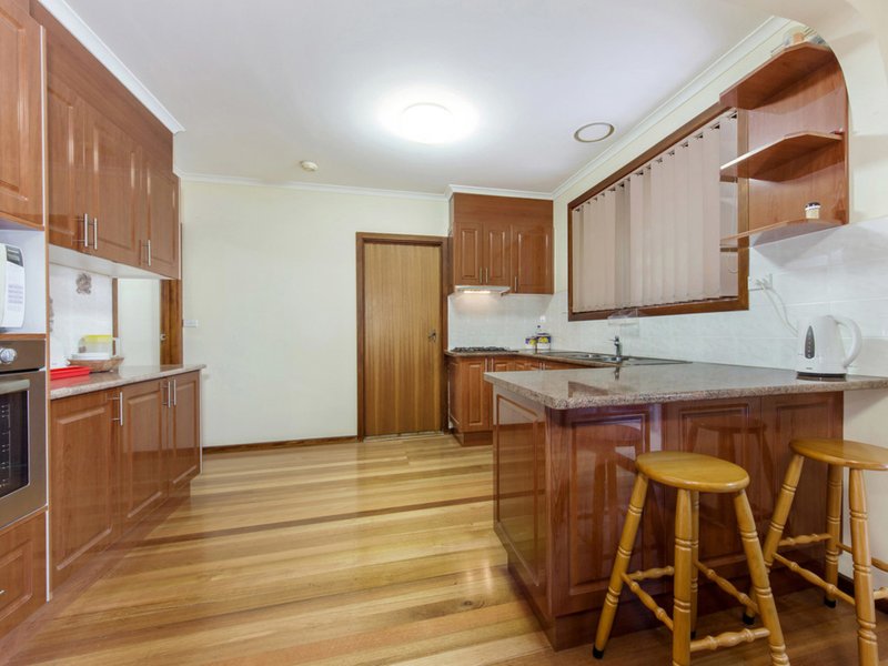 Photo - 30 Kerrison Avenue, St Albans VIC 3021 - Image 3