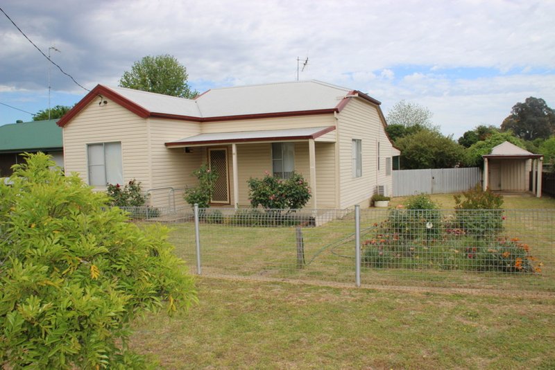 30 Knight , Coonabarabran NSW 2357