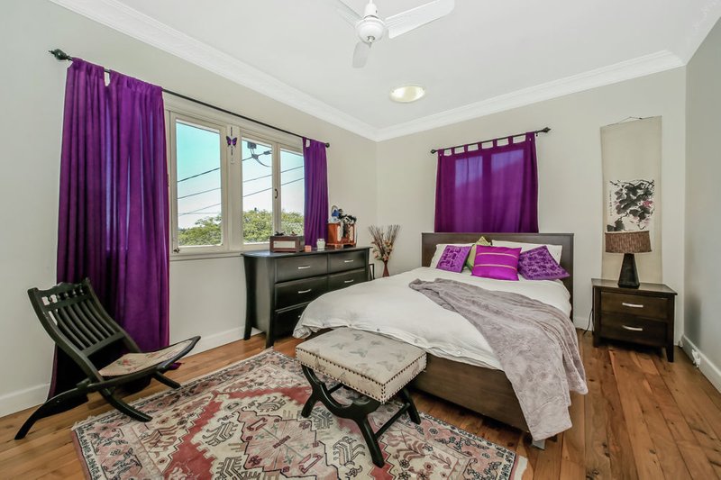 Photo - 30 Kooya Road, Mitchelton QLD 4053 - Image 6