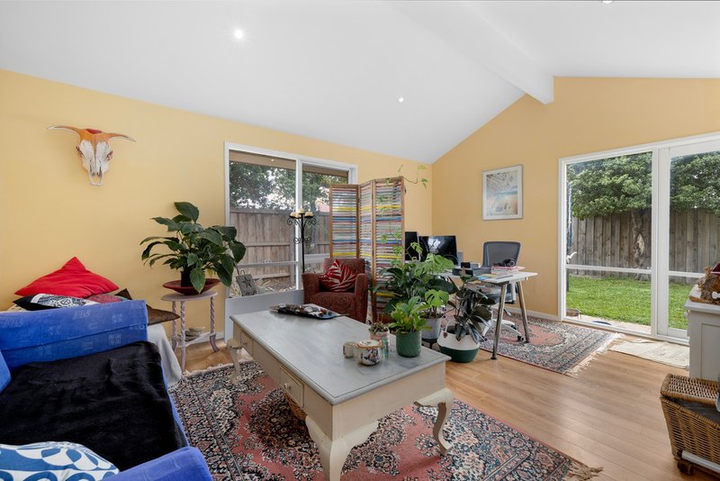 Photo - 30 Koroneos Drive, Werribee South VIC 3030 - Image 12