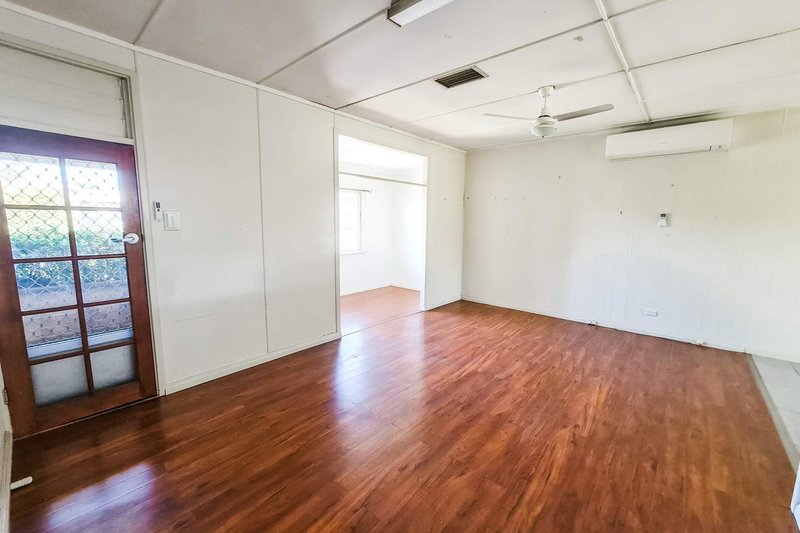 Photo - 30 Labuan Street, Mount Isa QLD 4825 - Image 3