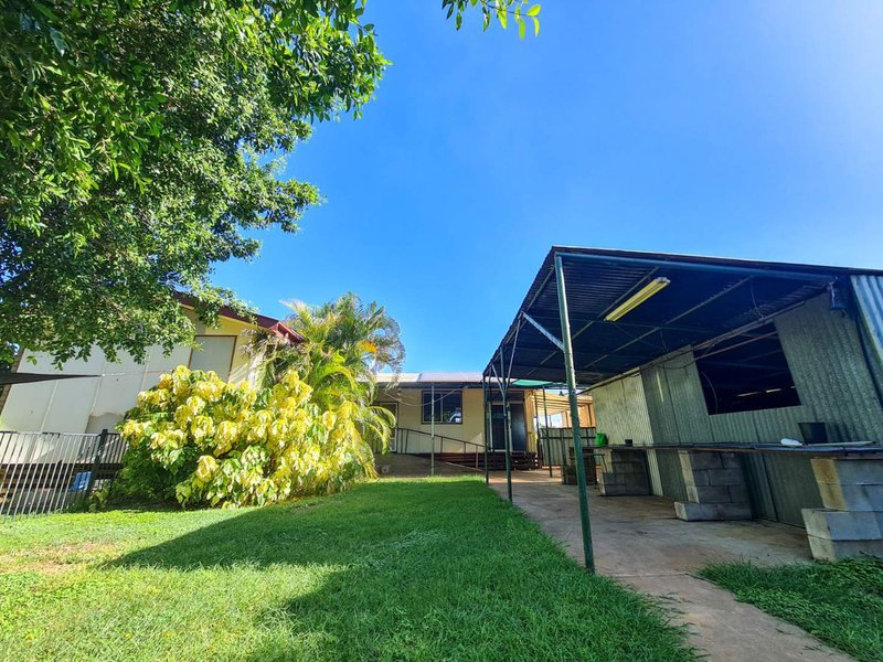 Photo - 30 Labuan Street, Mount Isa QLD 4825 - Image 12