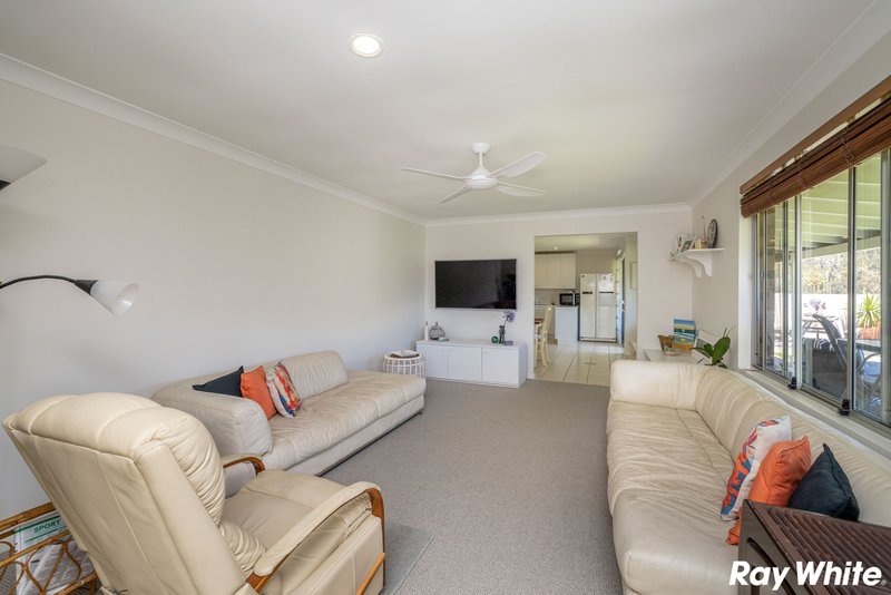 Photo - 30 Lakeview Crescent, Forster NSW 2428 - Image 3