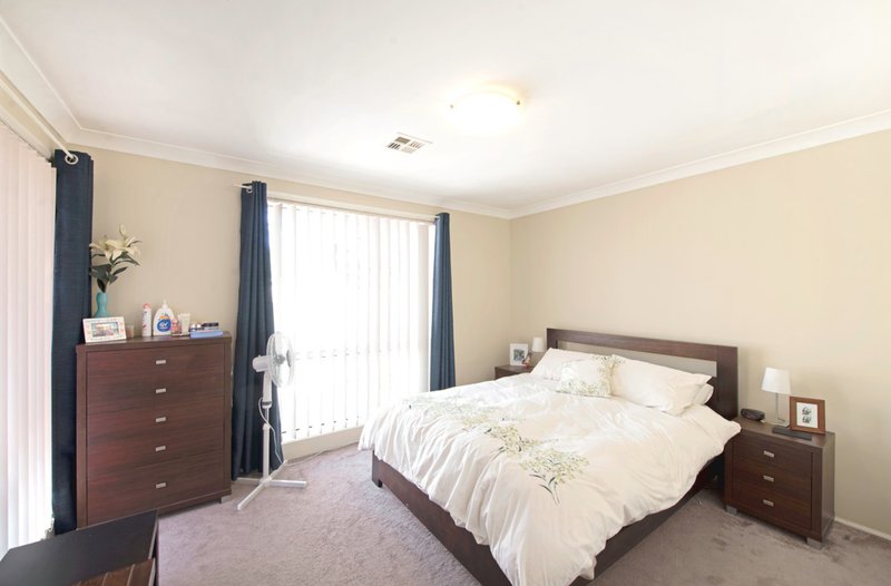 Photo - 30 Lanley Square, Ngunnawal ACT 2913 - Image 12