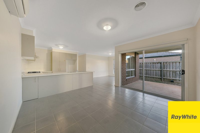 Photo - 30 Larson Avenue, Tarneit VIC 3029 - Image 8