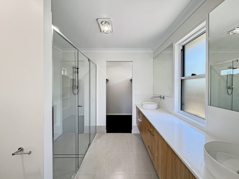 Photo - 30 Latsky Drive, Cotswold Hills QLD 4350 - Image 5