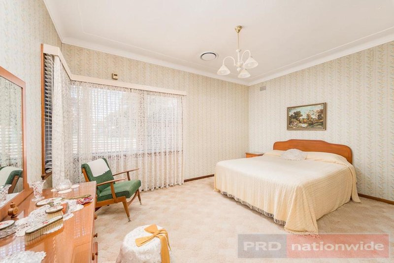 Photo - 30 Lawler Street, Panania NSW 2213 - Image 4