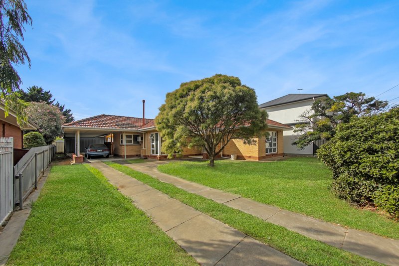 Photo - 30 Lawrie Street, Henley Beach SA 5022 - Image 2