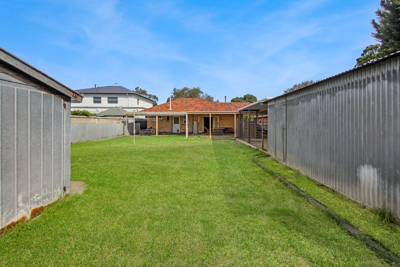 Photo - 30 Lawrie Street, Henley Beach SA 5022 - Image 3