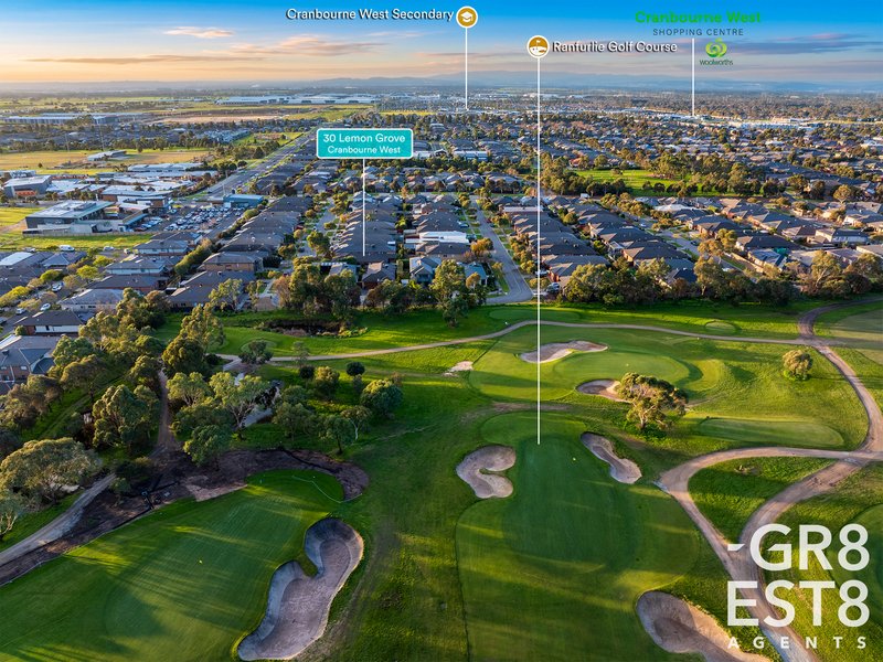 Photo - 30 Lemon Grove, Cranbourne West VIC 3977 - Image 30