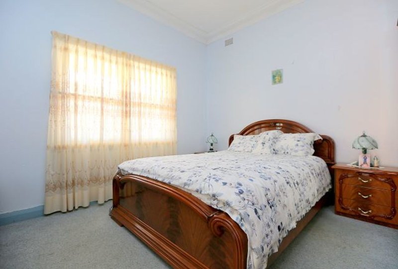 Photo - 30 Lilac Street, Punchbowl NSW 2196 - Image 5