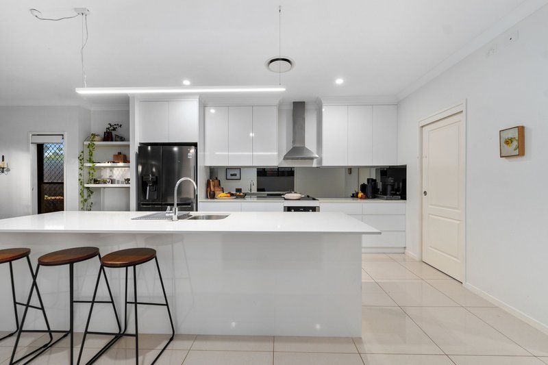 Photo - 30 Lionel Street, Nudgee QLD 4014 - Image 6