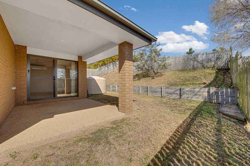 Photo - 30 Liriope Drive, Kirkwood QLD 4680 - Image 11