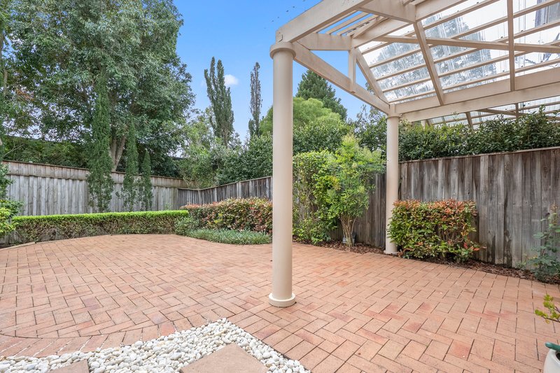 Photo - 30 Livingstone Way, Thornleigh NSW 2120 - Image 10