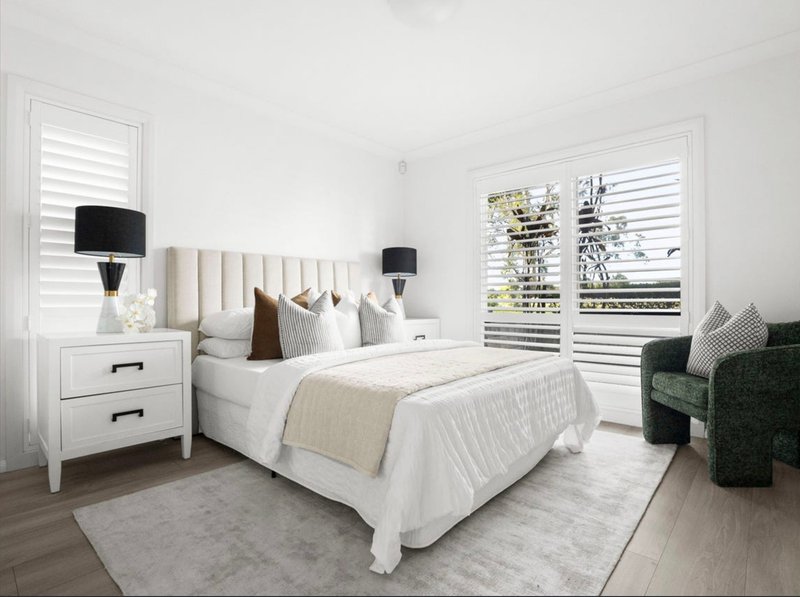 Photo - 30 Lockheed Avenue, Middleton Grange NSW 2171 - Image 12